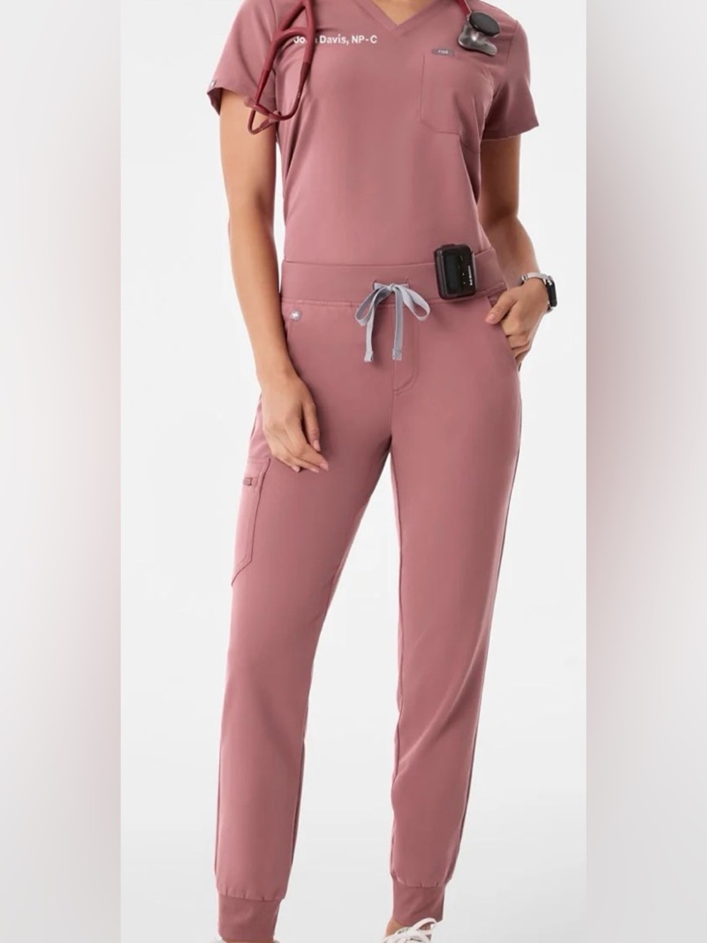 FIGS Zamora Jogger Scrub Pants Sz M retails $52